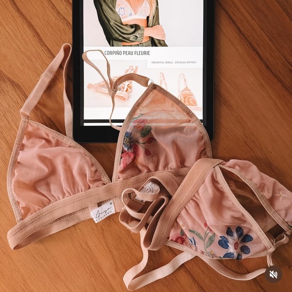 Flor de Guga Other - Flor de Guga Lenceria de Disero Floral Bralette